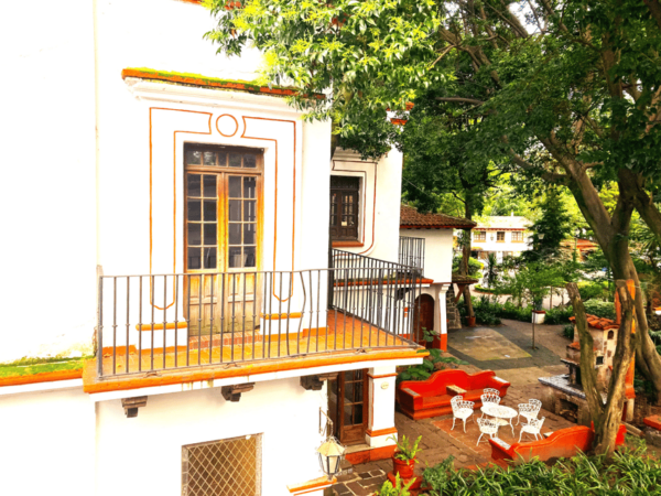 COYOACAN: FRIDA KAHLO STEPS IN COYOACAN AND SAN ANGEL CDMX - What to Bring and Accessibility