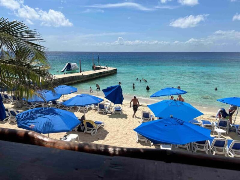 Cozumel: All-Inclusive Beach Club Day Pass with Open Bar - Cozumel: All-Inclusive Beach Club Day Pass with Open Bar – An Authentic Caribbean Escape