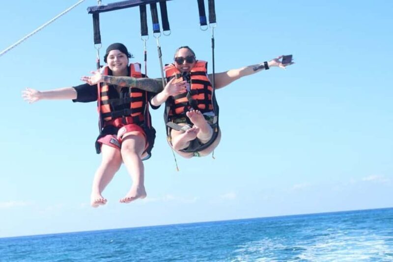 Cozumel: Best Parasailing Experience + Locker - An In-Depth Look at the Cozumel Parasailing Adventure