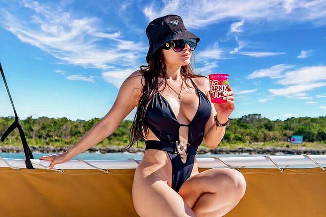 Cozumel Catamaran Tour: Snorkel at Top Reefs & Open Bar - Good To Know