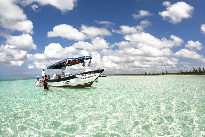 Cozumel El Cielo Snorkeling Tour - The Lunch and Relaxation Time