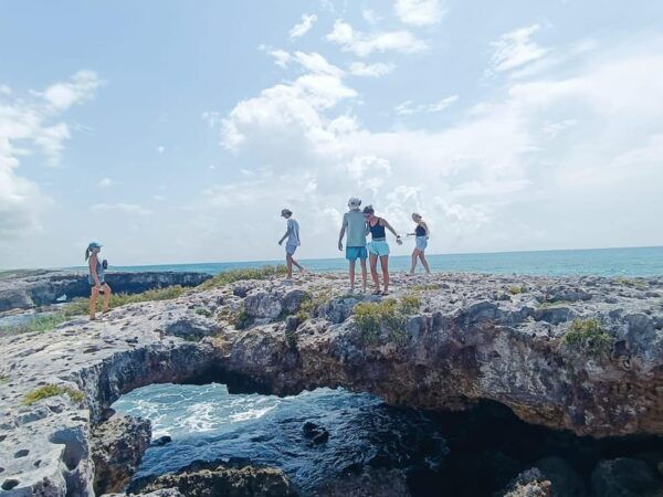 Cozumel: Island Tour Mayan Experience & Beach Getaway - Shopping in Cozumel