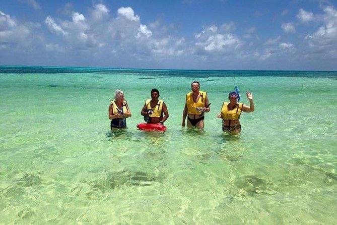 Cozumel Jeep and Snorkel Adventure Tour - Mexican Lunch at a Luxurious Beach Resort