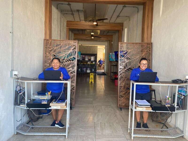 Cozumel: Transparent Boat Tour with Snorkeling and 2 Beers, Clear Boat - Authentic Marine Views in Cozumel