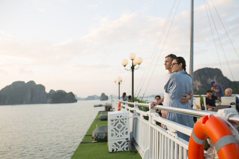 Cozy Bay Classic 2D1N Cruise: Ha Long Bay, Sung Sot, Ti Top - Guides, food, and the pace on board