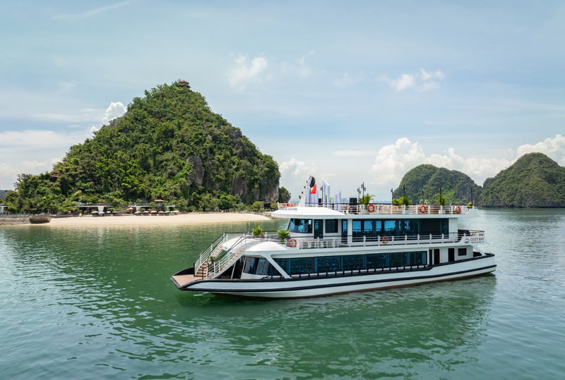 Cozy Bay Day Cruise: Ha Long Bay, Sung Sot, Ti Top - Sung Sot Cave: impressive rock, busy paths