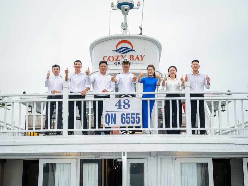 Cozy Bay Grand 2D1N Cruise: Ha Long Bay, Sung Sot, Ti Top - A night among Ha Long Bay’s limestone islands
