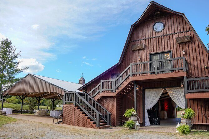 Cozy Farm Experience with Wagon Wheels and Acoustic Meal - Cozy Farm Experience with Wagon Wheels and Acoustic Meal: A Detailed Review