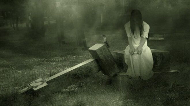 Cracow: Horror House Adventure in a Small Group - Immersive Spooky Experience