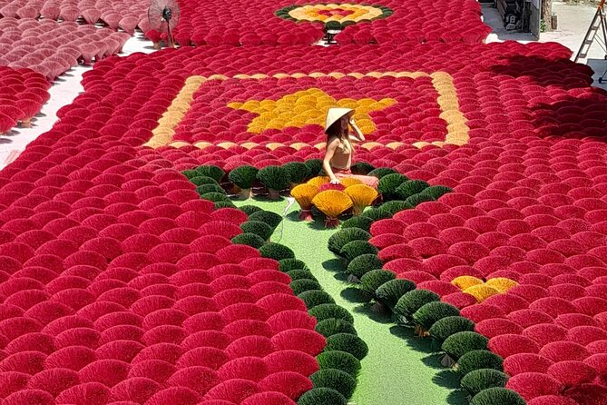 Craft Village Tour (Quang Phu Cau, Bat Trang, Chuong Conical,...) - Chuong Conical Village