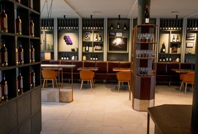 Craggy Range Deluxe, x2 winery tastings + Te Mata Peak - Good To Know