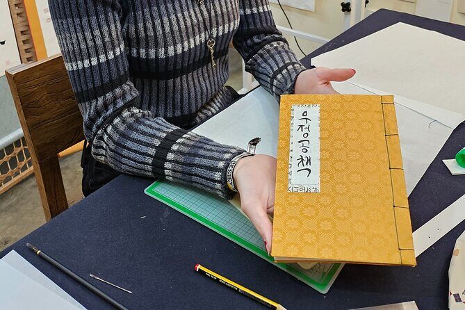 Create a Handmade Traditional Korean Notebook in Insadong - Review Highlights and Authentic Insights