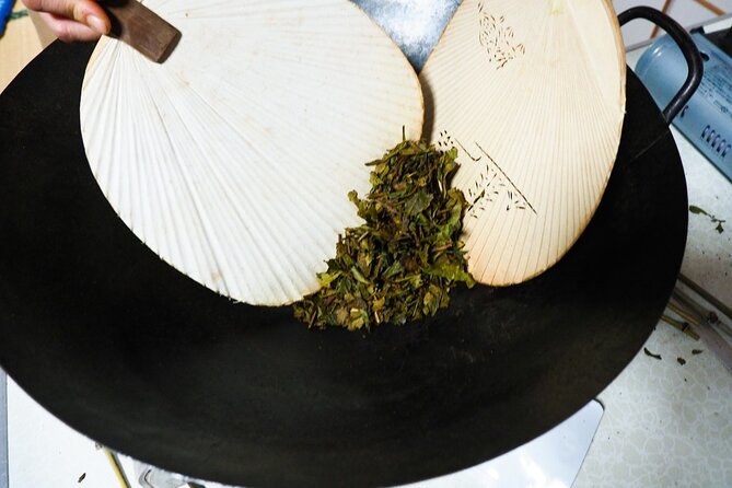 Create Autumn Tea in Wild West Tokyo - Directions