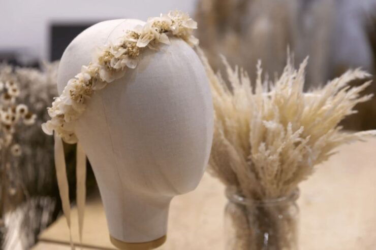Create Dried Flower Crown Workshop In Paris, France - Workshop Details