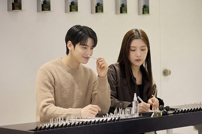 Create Your Own Luxury Niche Perfume in Hongdae - An Authentic and Creative Perfume-Making Experience in Hongdae