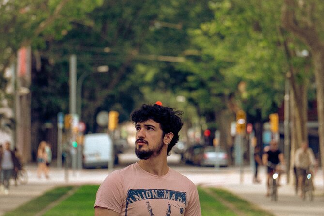 Creative Photoshooting in Valencia - Meeting and Pickup Information