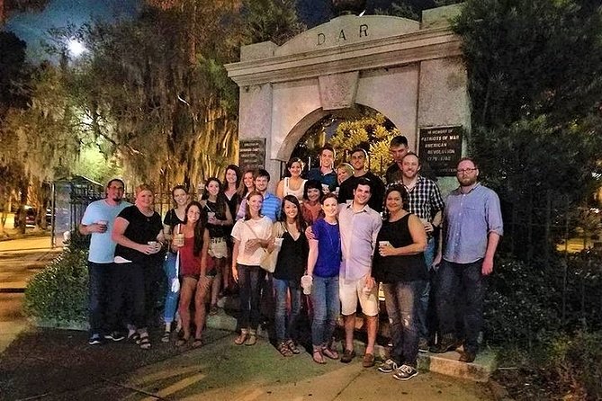 Creepy Crawl Night-Time Haunted Pub Walking Tour of Savannahs Historic District - Pub Crawl Highlights