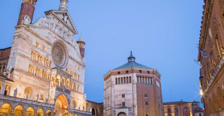 Cremona: City Tour With Local Products Tasting - Experience Highlights