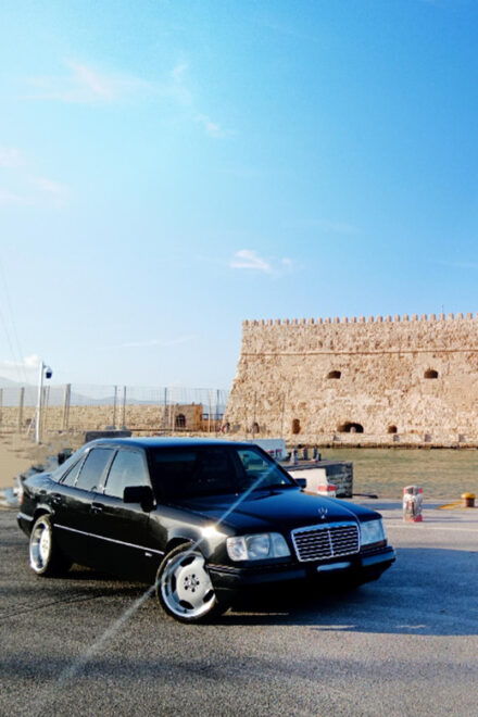 Crete: Airport Transfers With Retro Classic Luxury Car. - Unique Classic Car Features