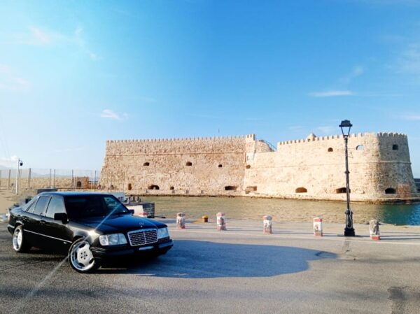 Crete: Airport Transfers With Retro Classic Luxury Car. - Additional Amenities Offered