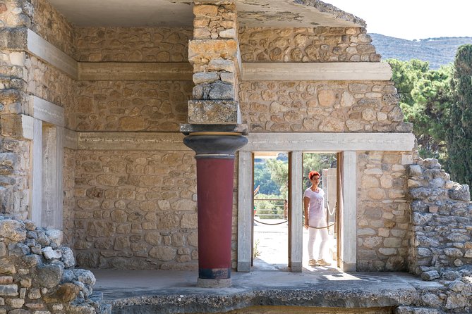 Crete Archaeological Site Tour at Knossos Palace - Meeting and Pickup