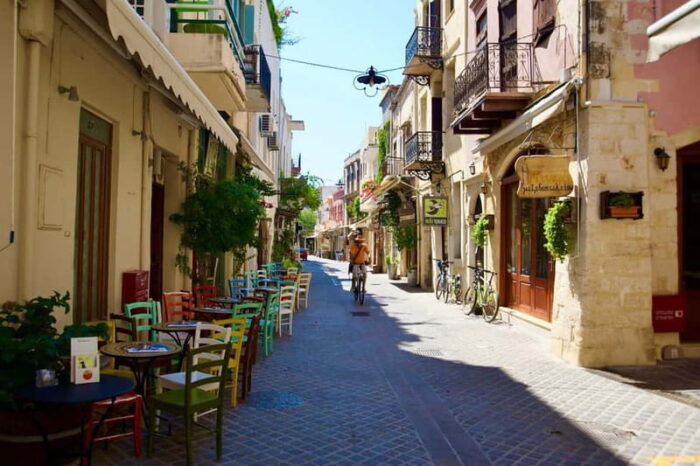 Crete: Chania Old Town, Rethymno & Kournas Lake - FAQ