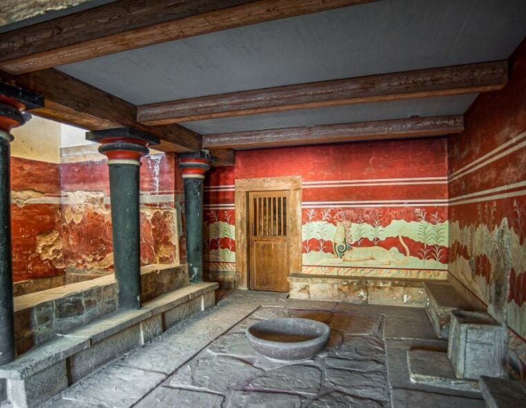Crete: Knossos Palace and Lassithi Plateau Day Tour - Lunch with Local Flavors