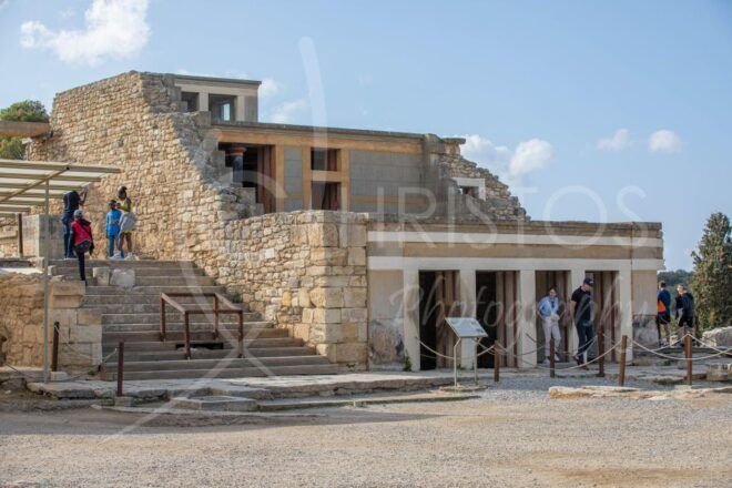 Crete: Knossos Palace - Inclusions