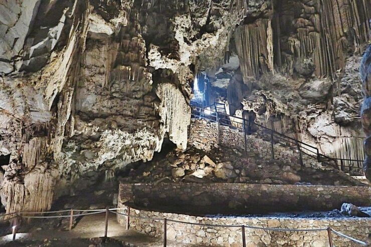 Crete: Melidoni Cave, Honey, Olive Oil & Reptisland - Good To Know