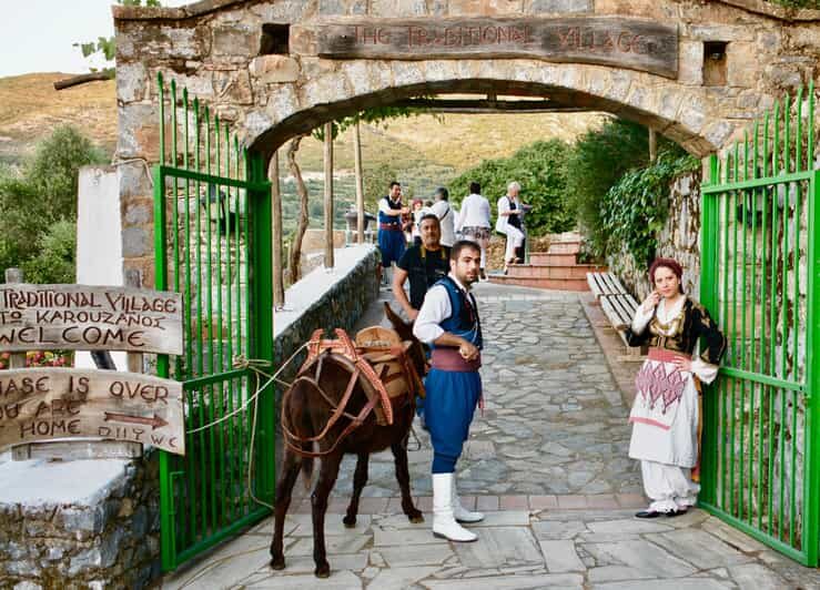 Crete: Traditional Cretan Night: Live Show and Dinner - An In-Depth Look at the Experience