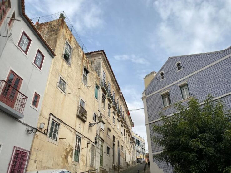 Crime and Punishment in Lisbon: Walking Tour - Historical Crimes in Lisbon