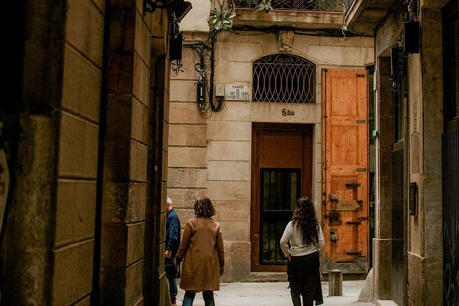 Crimes the Tour Through the Dark Side of Barcelona - Untold Stories of Barcelonas Dark Side