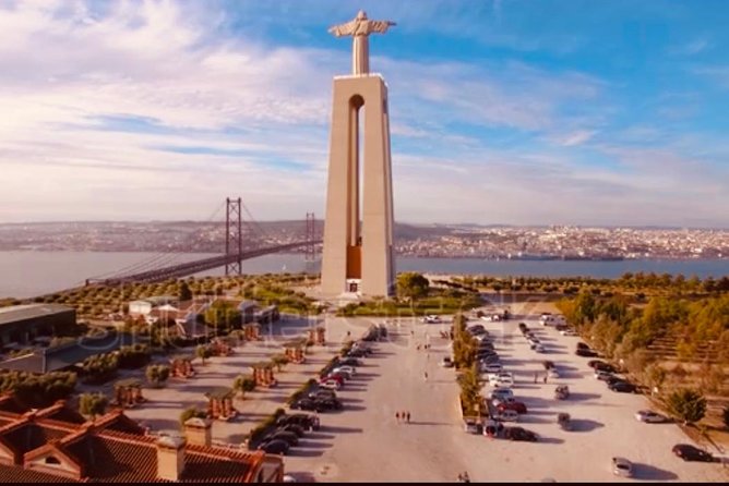 Cristo Rei Tuk-Tuk and River Cruise (2:45h) - Itinerary and Time Duration