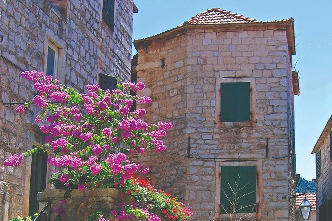 Croatia Island Hopping: Dalmatia From Split (8 Days) - Meeting and Pickup Details