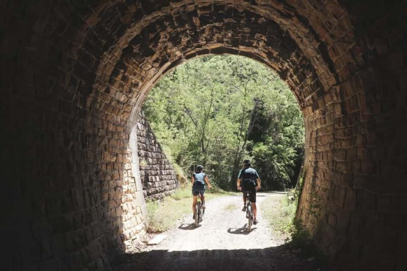 Croatia, Istria: 7-Day Premium Cycling & Gourmet E-Bike Tour - Medieval Villages & Countryside Cycling