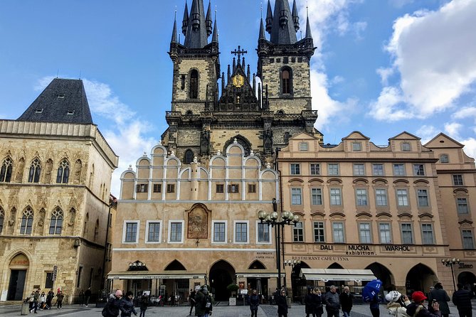Crown Jewels Outdoor Escape Game: Prague Old Town - Tour Schedule
