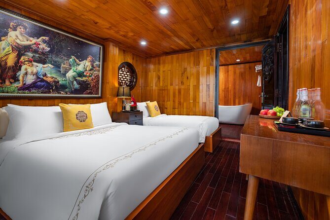 Cruise 3 Day Explore Halong Bay from Hanoi - Day 1: From Hanoi to the Wonders of Halong Bay