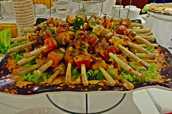 Cruise and Dine Along the Phnom Penh Skyline - Itinerary Overview