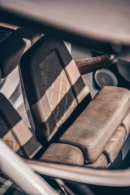 CRUISE AROUND SANTORINI IN STYLE AND SPEED - Practical Tips for Booking and Enjoying the Tour