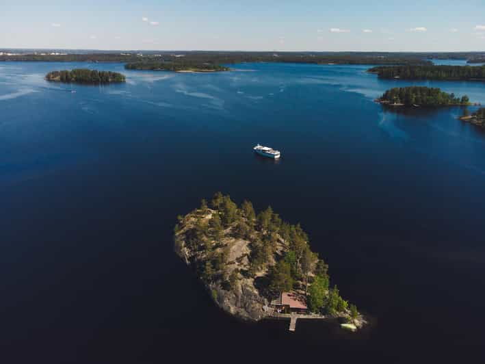 Cruise around Savonlinna archipelago - Cultural Heritage and Nature