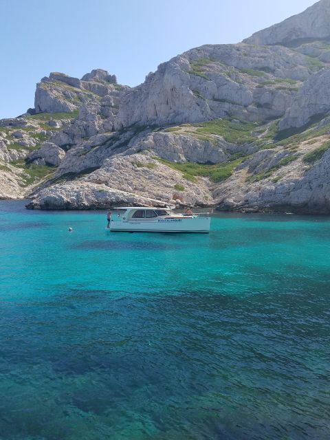 Cruise, Coffee and Diving in the Calanques of Frioul - Activity Details