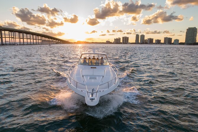 Cruise on a Beautiful Yacht From the Heart of Miami Beach - The Sum Up