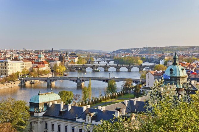 Cruise on the Vltava River With Snack - Logistics