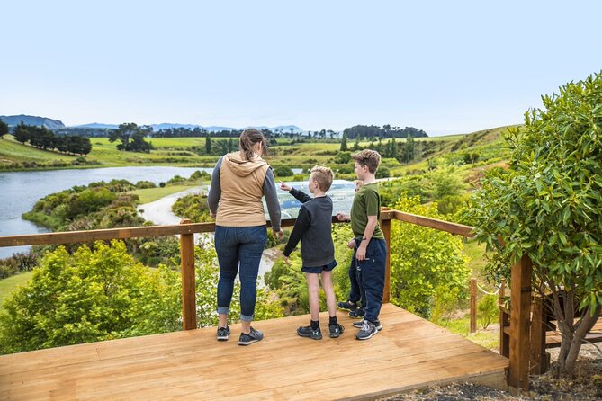 CRUISE SHIP DAY Hop on Hop off Yealands & Marlborough Tour - Snacks