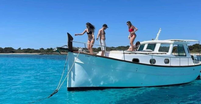 Cruise Through the Southern Beaches of Menorca. Snorkeling and SUP - Booking Information