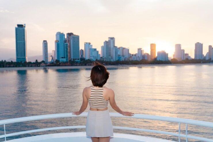Cruise Tour and Dinner at Luxurious Nha Trang Bay - Booking Details