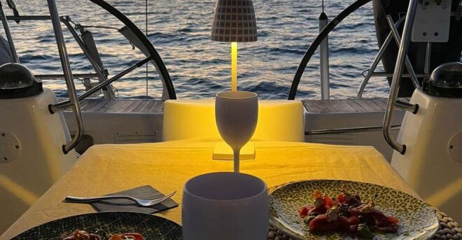 Cruise With Dinner in Cagliari - Group Size and Restrictions