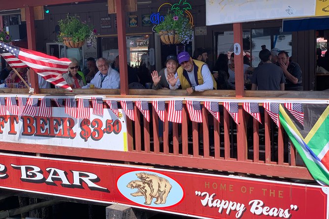 Cruisin and Boozin - 90 Minute Historical Walking Tour of Sites and Bars - Tour Highlights