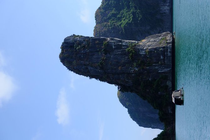 Cruising & Kayaking in Lan Ha Bay - Halong Bay - Cat Ba Island - Weather Dependence and Options