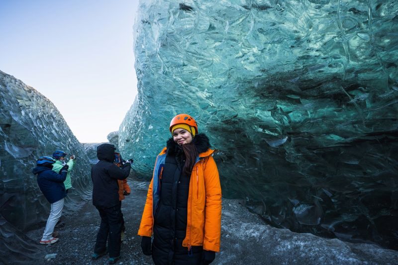 Crystal Ice Cave Tour from Jokulsarlon Glacier Lagoon - Dress for wind, wet ground, and waiting